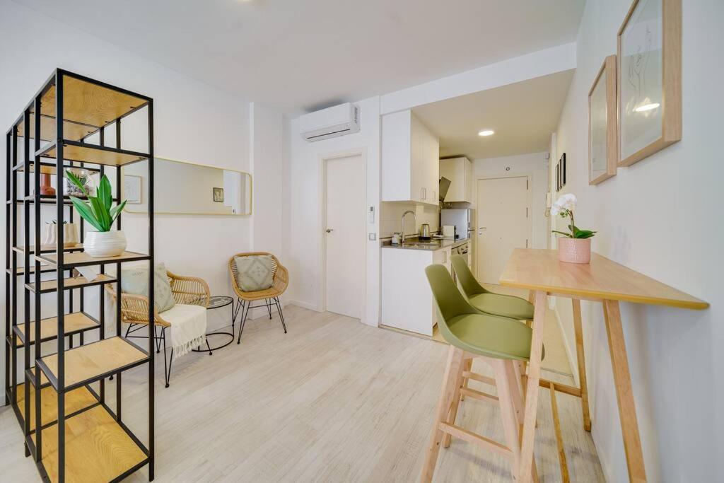 Sophisticated Studio In The Center Of Malaga Luaran gambar