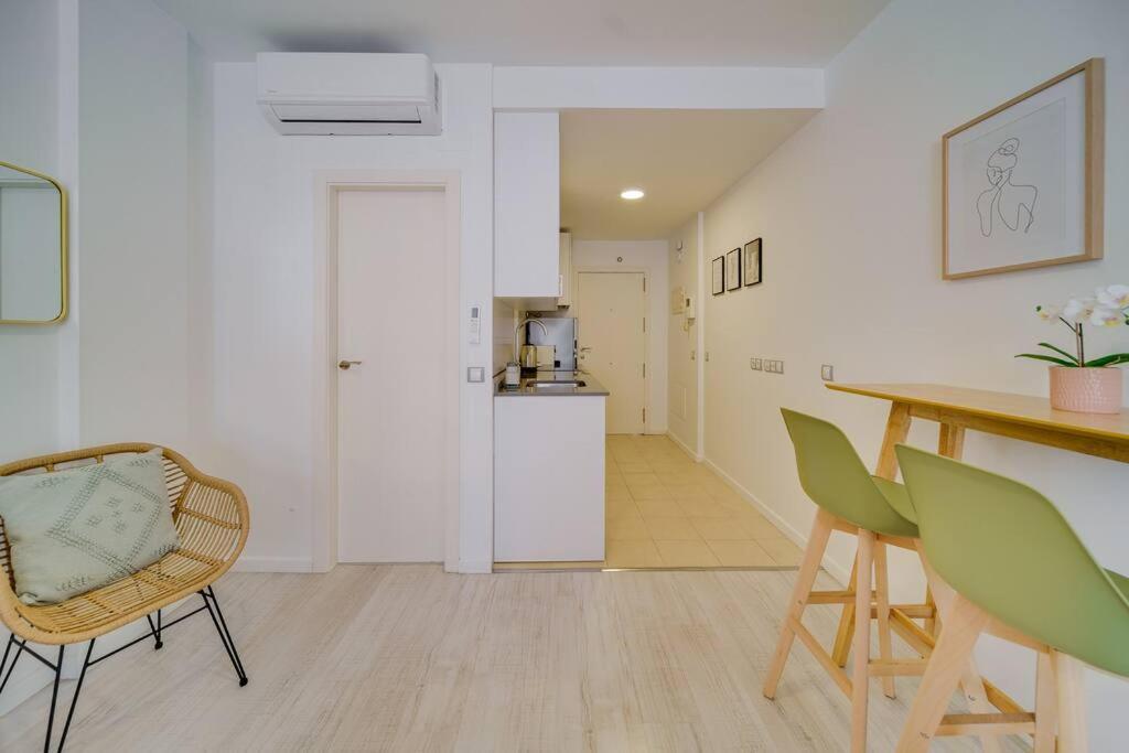 Sophisticated Studio In The Center Of Malaga Luaran gambar
